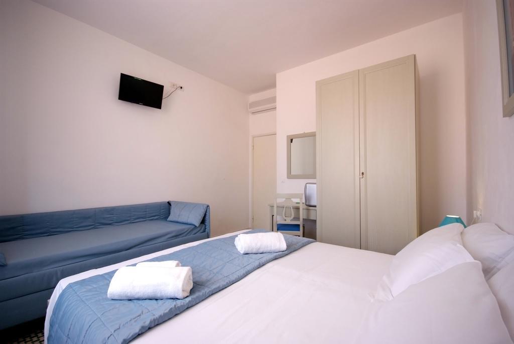 Albergo Dei 10 Colori Procchio  Extérieur photo